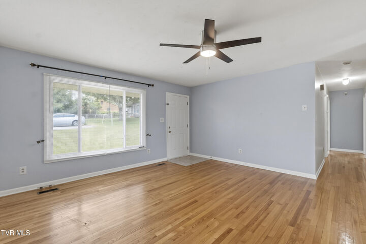 Property Photo: 1085 Rice Lane TN 37642