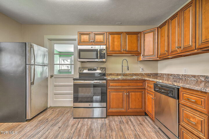 Property Photo:  815 Harding Avenue  TN 37604 