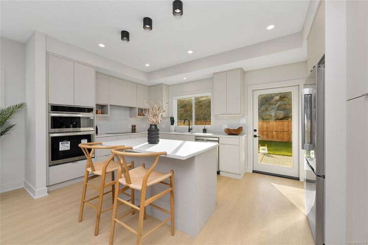 Property Photo: 2529 Alabaster Crt BC V9B 5N1