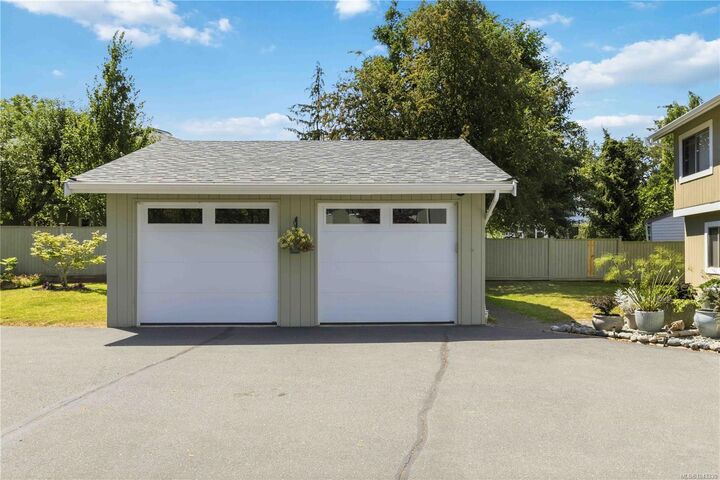 Property Photo:  2020 White Birch Rd #20  BC V8L 2R1 