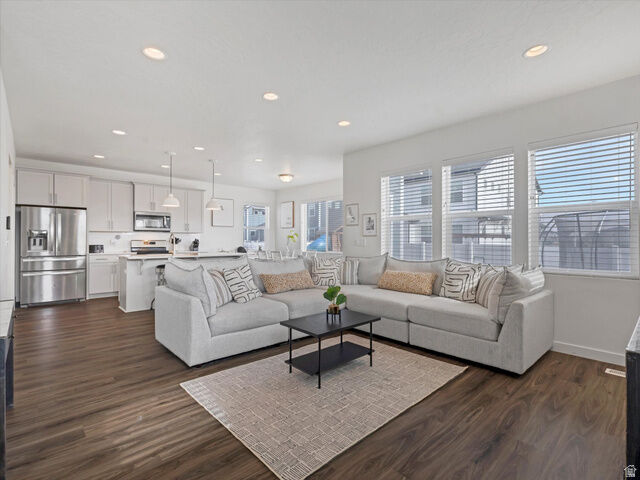 Property Photo: 1438 N 1190 E UT 84651