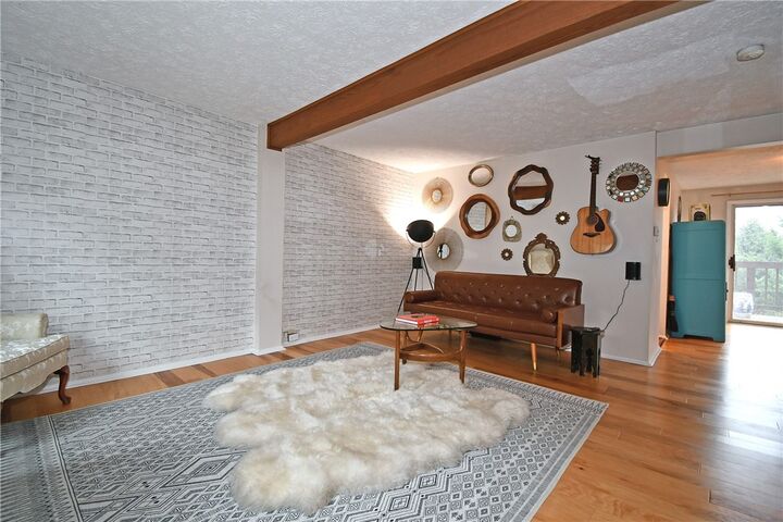 Property Photo:  308 Murrays Lane  PA 15234 