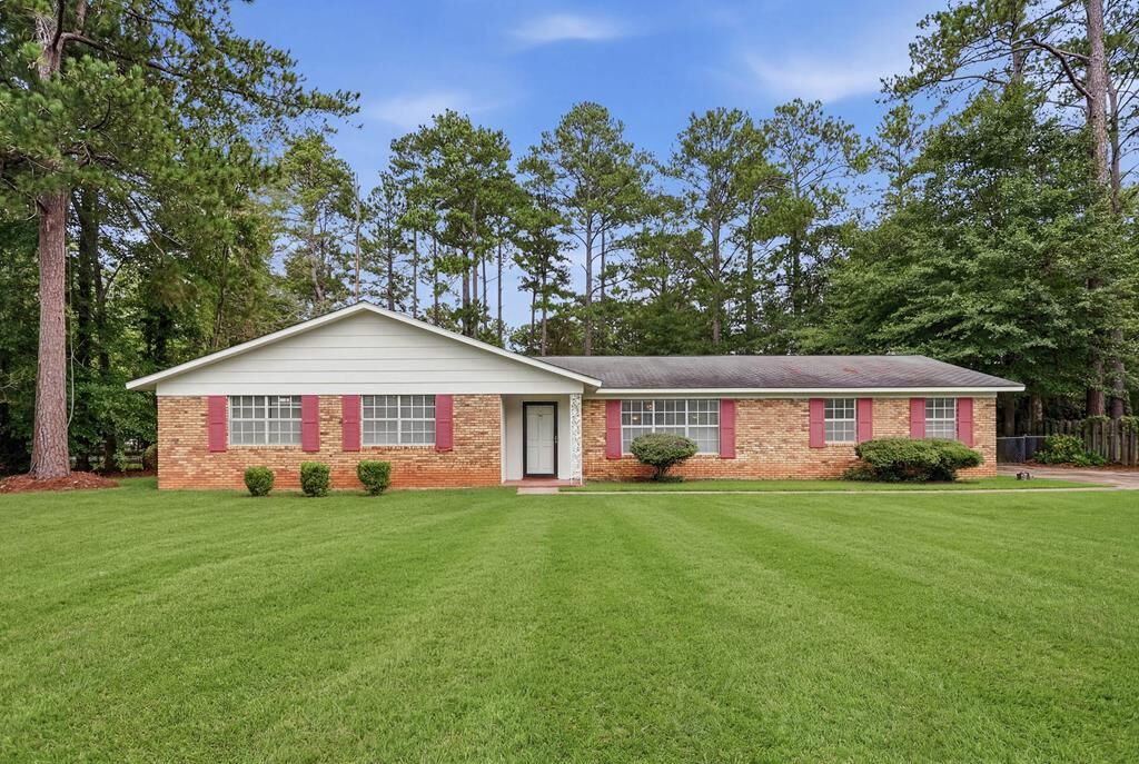 Property Photo: 205 Maple Street GA 31709