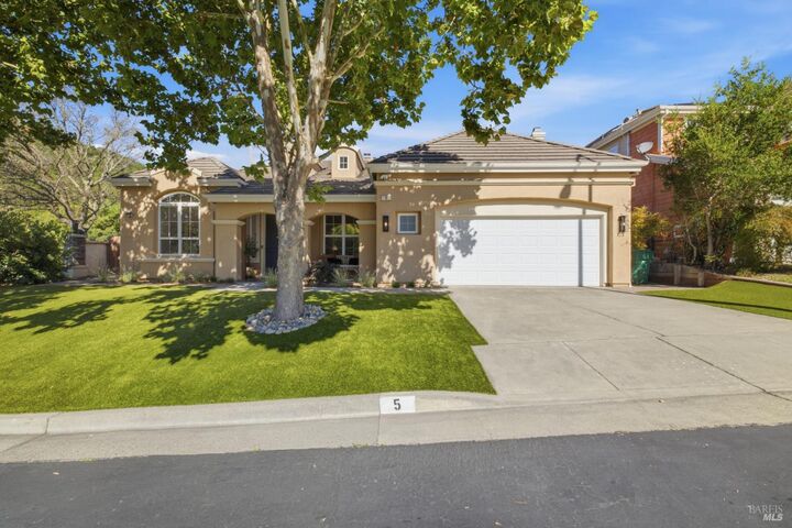 Property Photo: 5 Copper Hill Way CA 94947