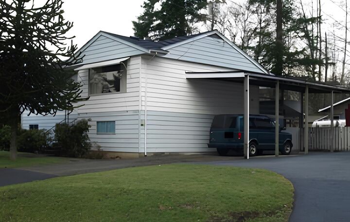 13969 Laurel Drive — photo 1