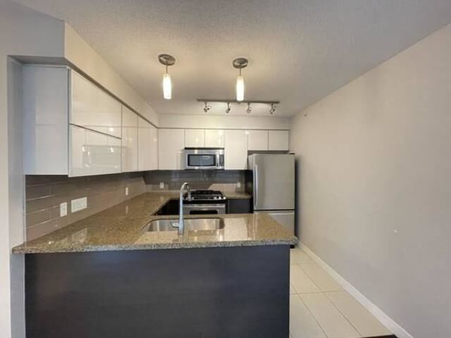 Property Photo:  6733 Buswell Street 803  BC V6Y 0E3 