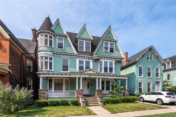 Property Photo: 118 Cottage Street NY 14201