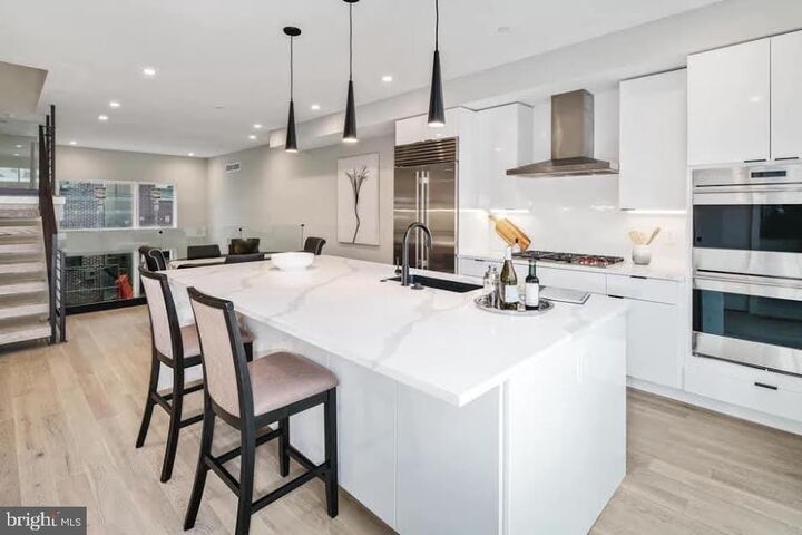 Property Photo:  2105 League Court  PA 19146 