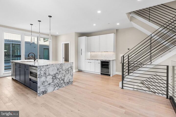 Property Photo:  2105 League Court  PA 19146 