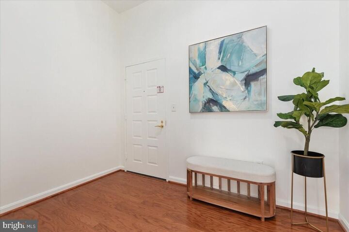 Property Photo: 19370 Magnolia Grove Square L04 VA 20176