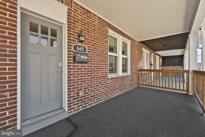 Property Photo:  665 Dumbarton Avenue  MD 21218 
