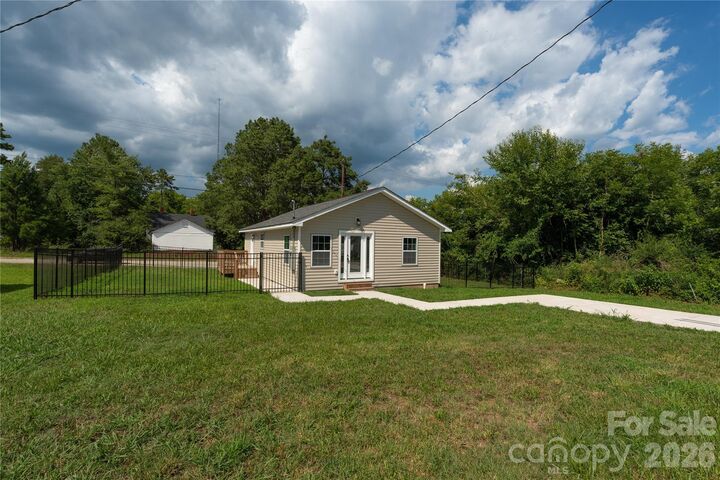Property Photo: 724 Webber Avenue SC 29706