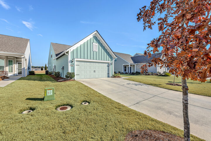 Property Photo: 174 Garden Gate Way SC 29486