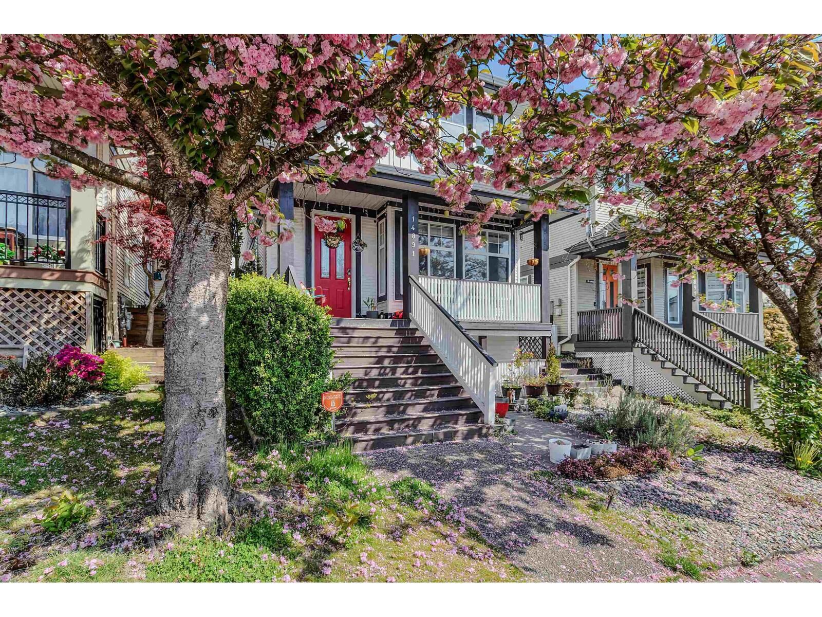 Property Photo: 14891 57B Avenue BC V3S 8W5