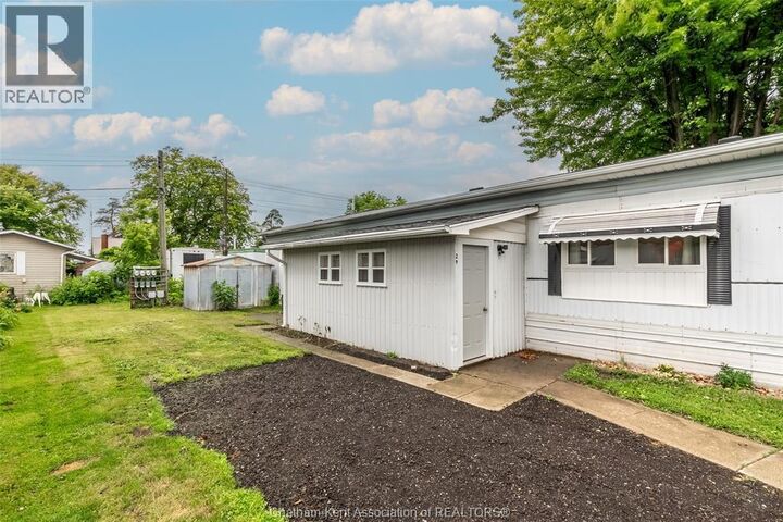 Property Photo:  9480 Longwoods Road 29  ON N7M 5J7 