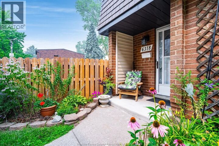 Property Photo:  6318 Thornberry Crescent  ON N8T 3A2 
