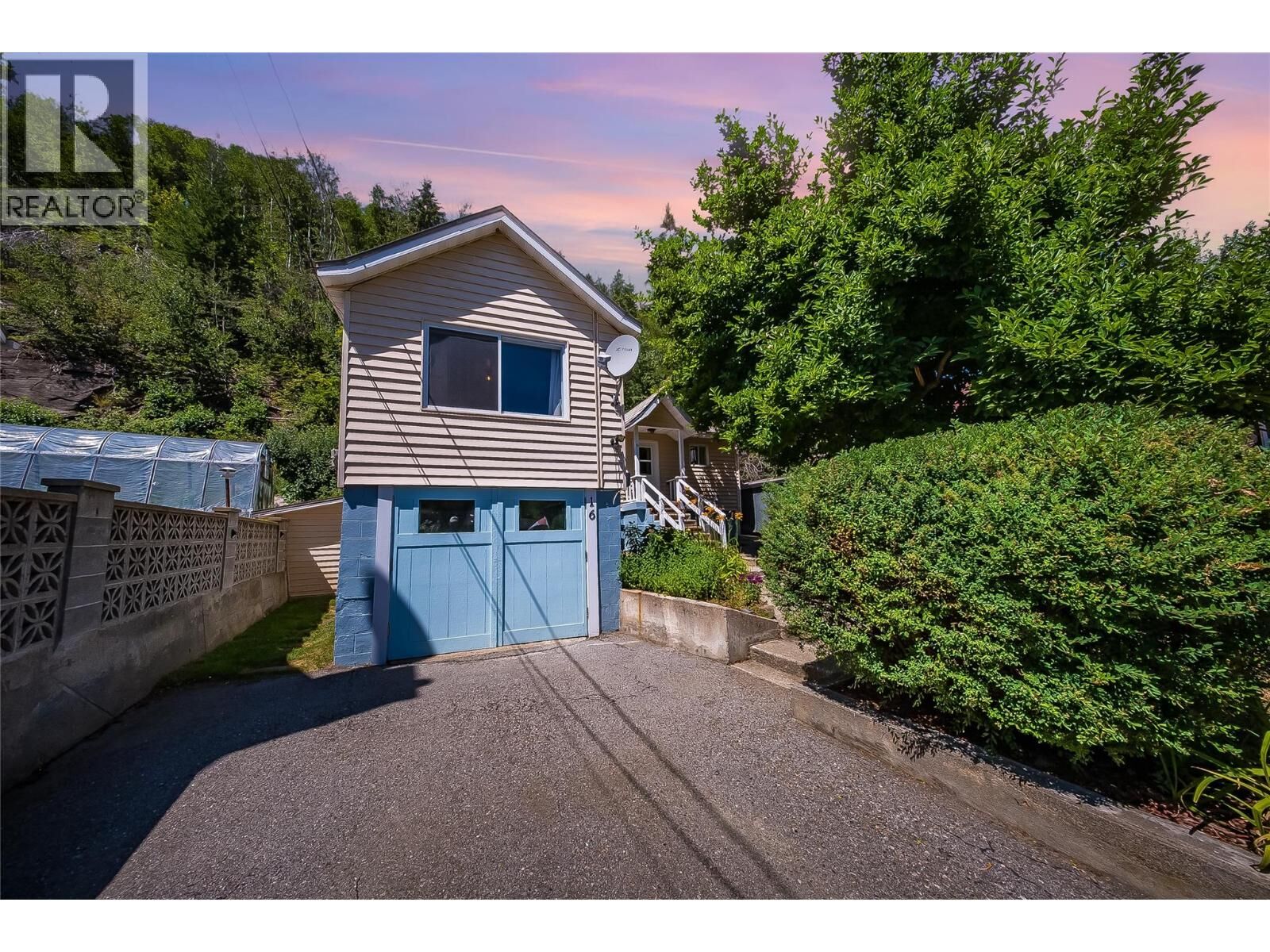 Property Photo: 16 Hanna Drive BC V1R 4V6