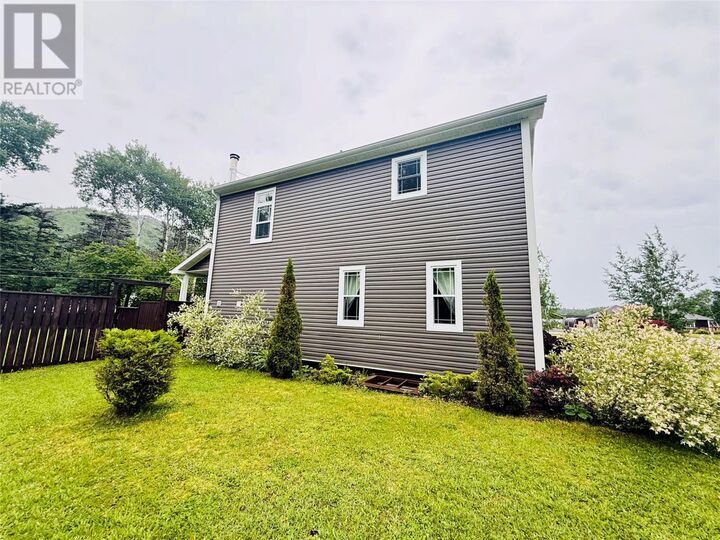 Property Photo: 2 Matthews Place NL