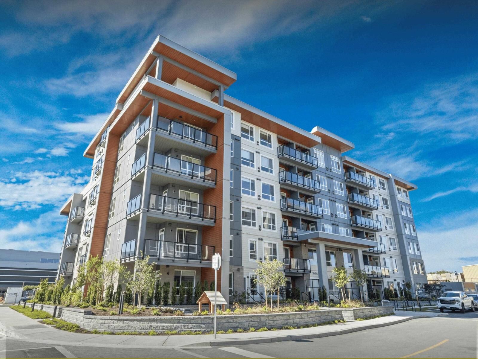 Property Photo:  30494 Cardinal Avenue 612  BC V2V 4J1 