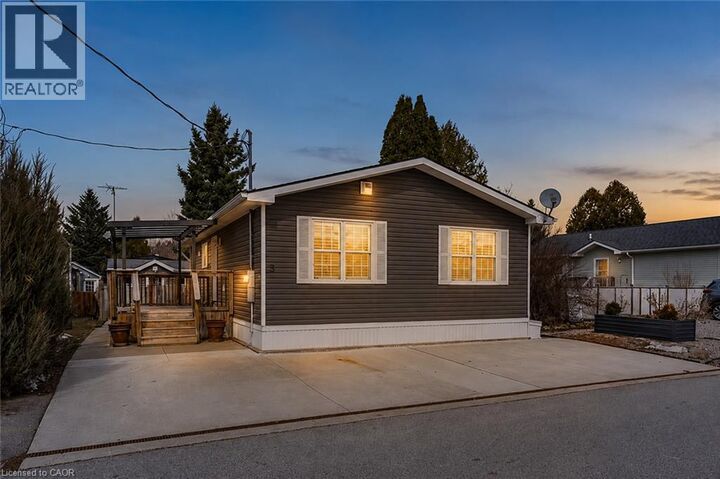 5 Elm Street — photo 1
