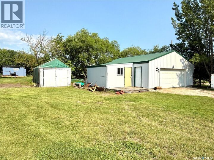 Property Photo:  20 Gaddesby Crescent  SK S0M 0L0 