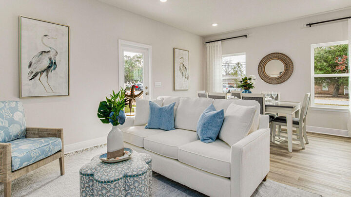 Property Photo:  4823 Spruce Point Drive  FL 32563 