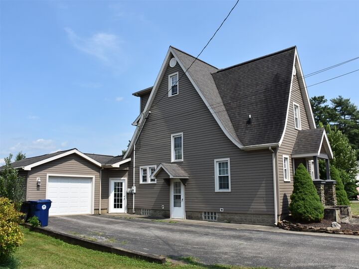 Property Photo: 140 N Franklin Street PA 16314