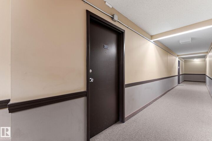 Property Photo: 10175 114 Street NW 503 AB T5K 2L4