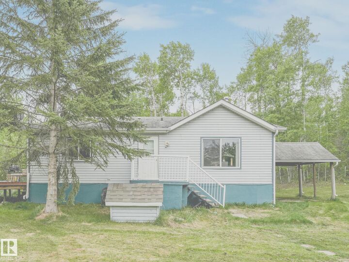 Property Photo:  2120 Twp Road 565  AB T0E 1V0 