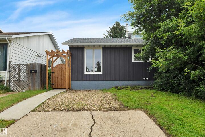 Property Photo:  3607 53 Street  AB T9A 2K6 