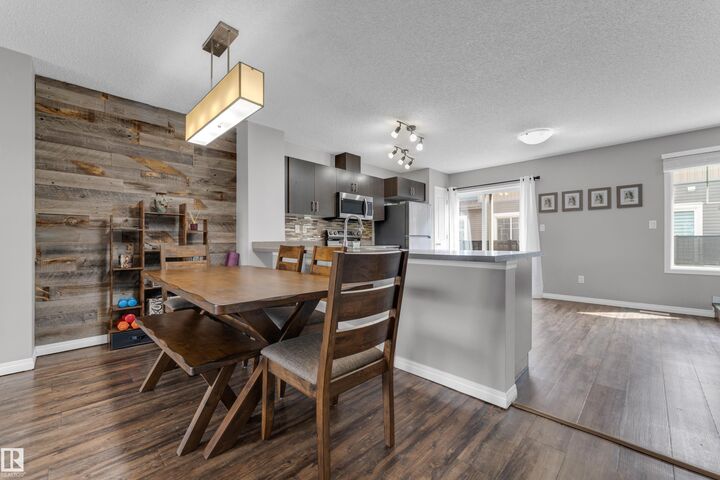 Property Photo: 1030 Chappelle Boulevard SW 45 AB T6W 2K7
