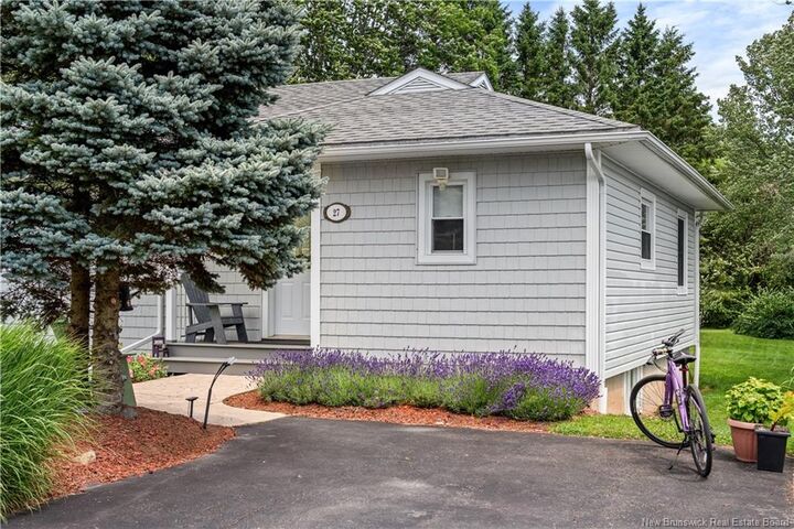 Property Photo: 27 Maxwell Drive NB E4E 2E1
