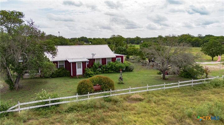 Property Photo:  402 Happy Haven Road  TX 78123 