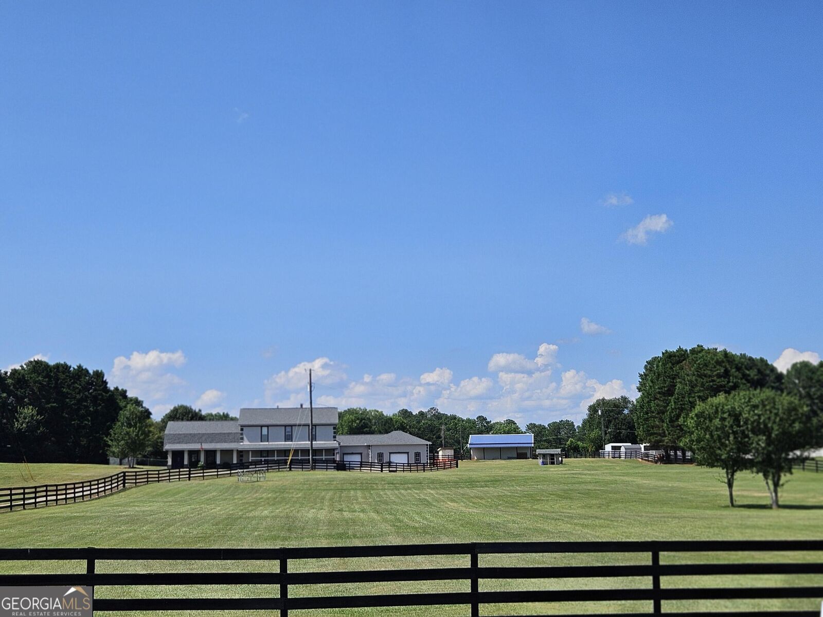 Property Photo: 351 Moose Lodge Road GA 30224