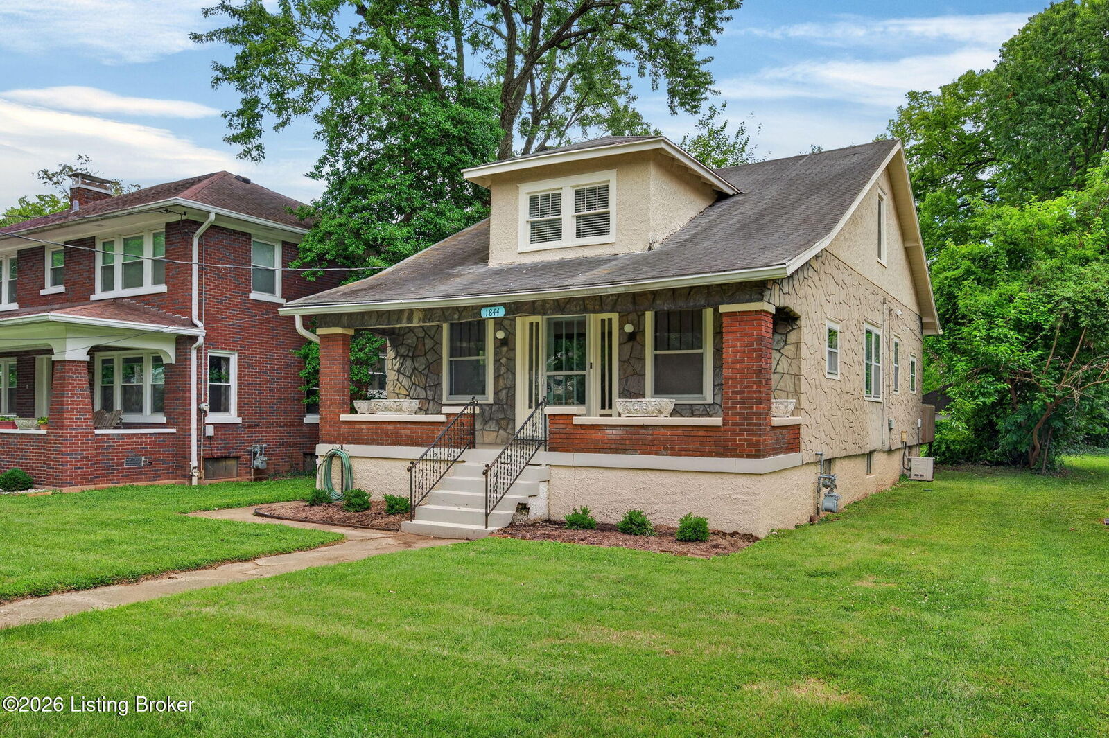 Property Photo:  1844 Roanoke Ave  KY 40205 