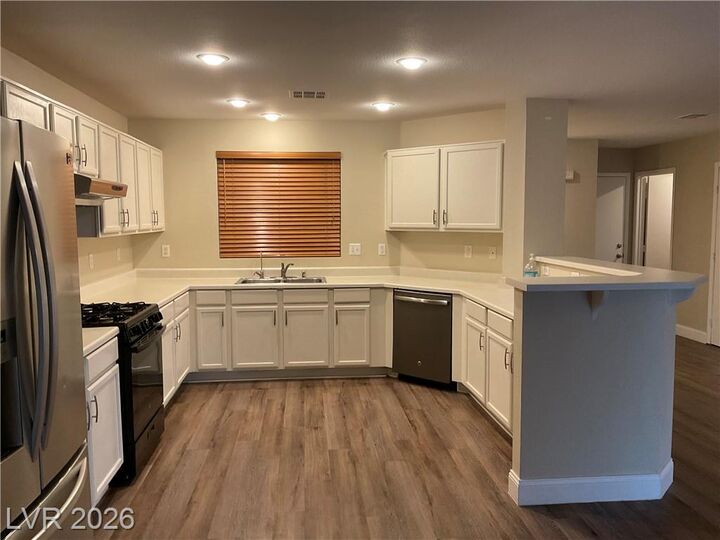 Property Photo: 8720 Majestic Pine Avenue NV 89143