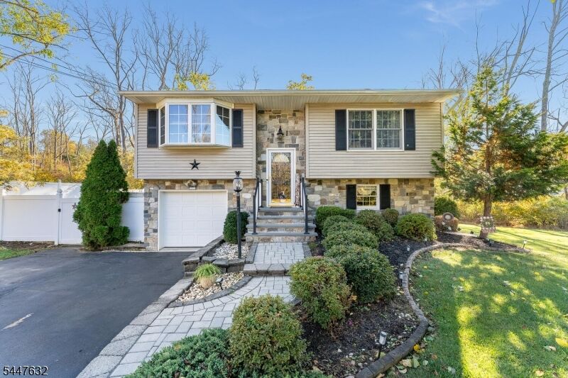 Property Photo:  36 Mackenzie Rd  NJ 08827 