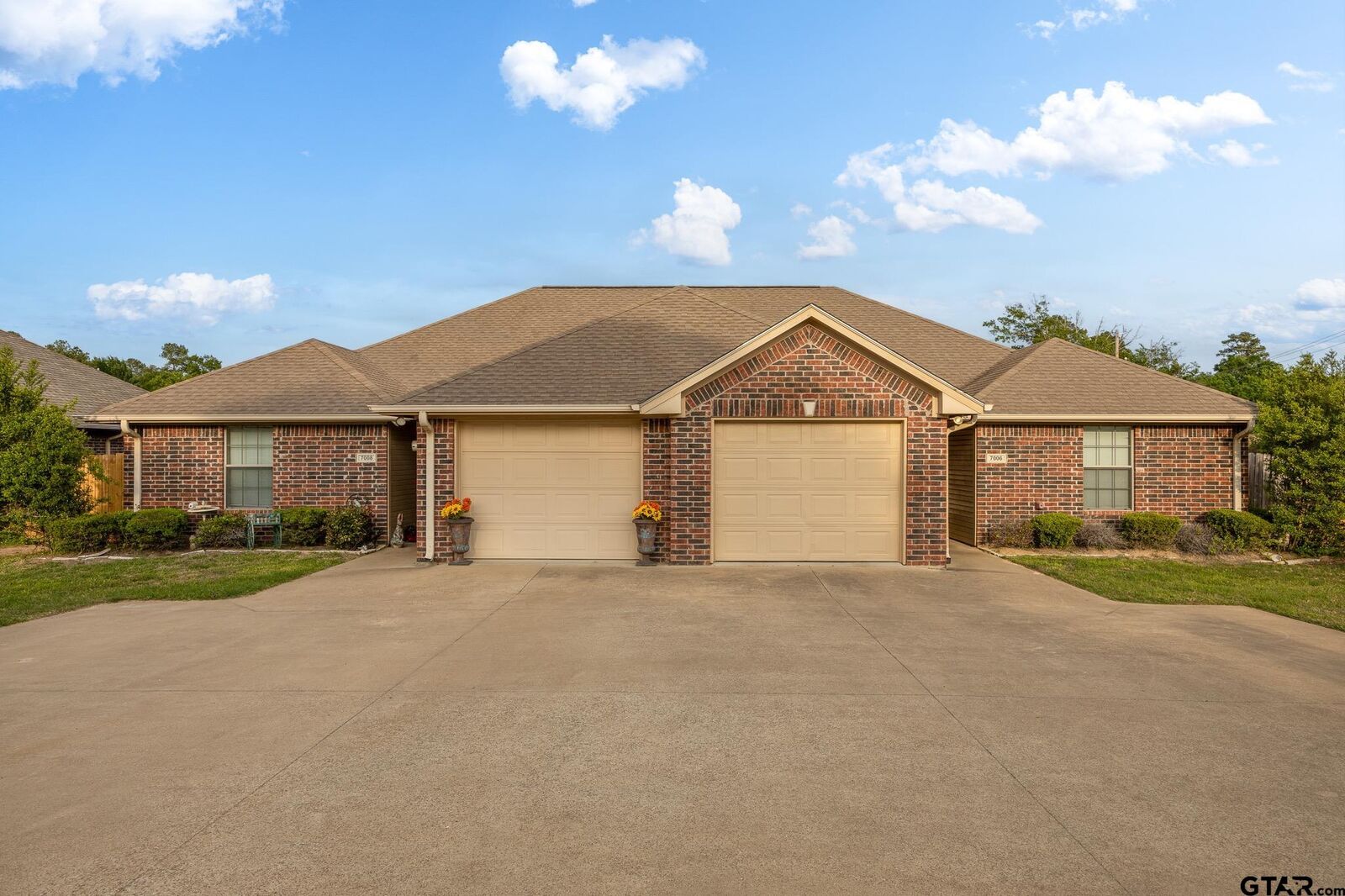 Property Photo: 6914 Cr 1215 TX 75762