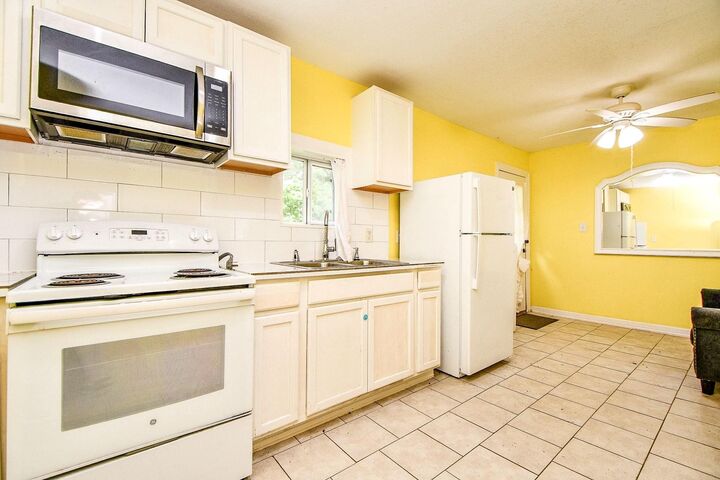 Property Photo: 9037 Crestview Drive TX 77078