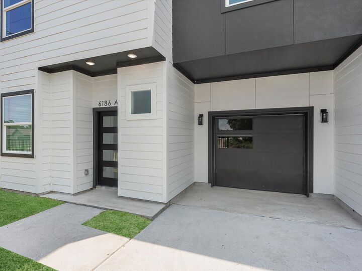 Property Photo:  6186 Eastland Street A/B  TX 77028 