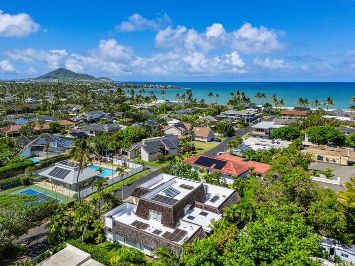 Property Photo: 824 N Kalaheo Avenue A HI 96734