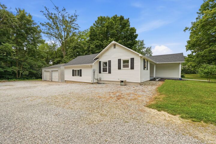 Property Photo: 12705 US Highway 24 IN 46814