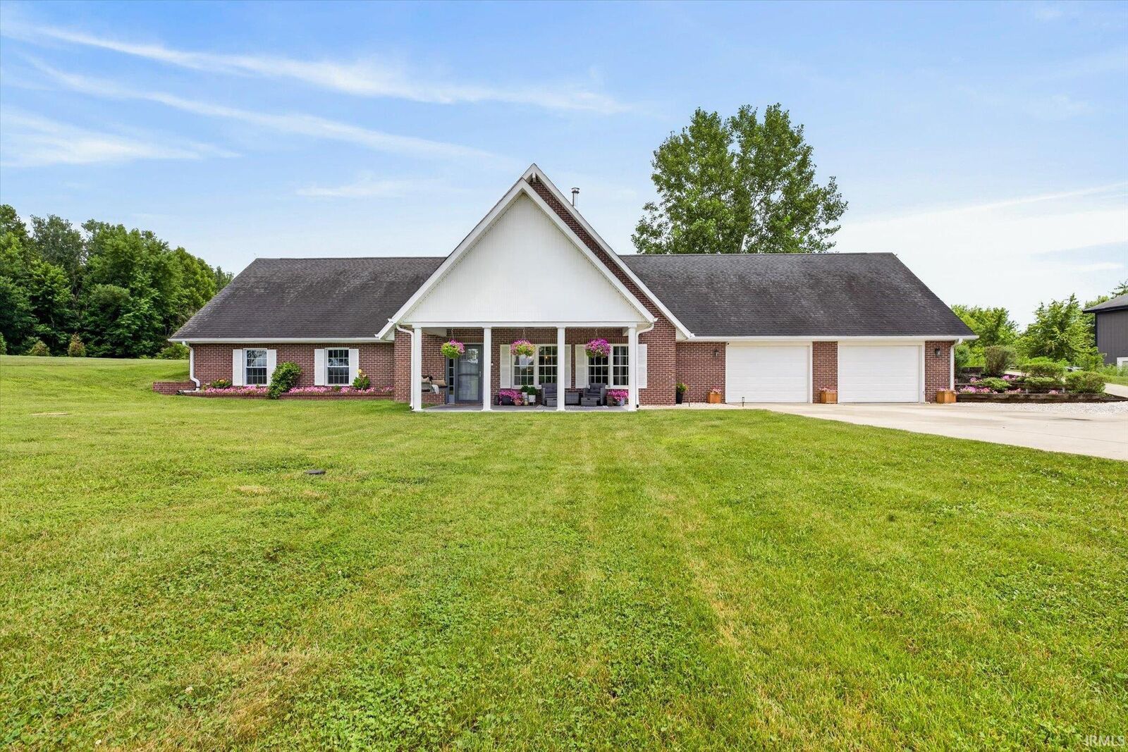 Property Photo: 924 S 1250 IN 47553-5368