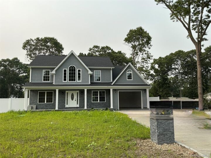 Property Photo: 37 Pentmoor Drive NY 11950