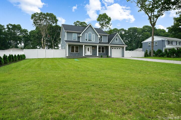 Property Photo: 37 Pentmoor Drive NY 11950