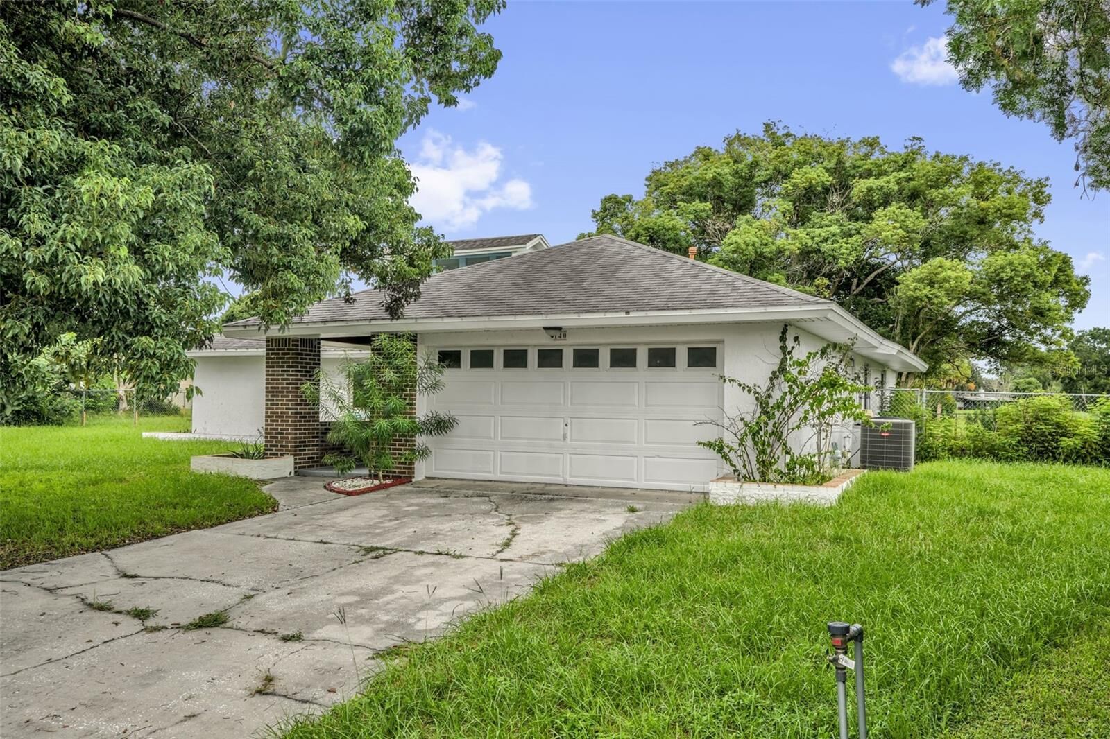 Property Photo: 140 Fairway Ten Drive FL 32707