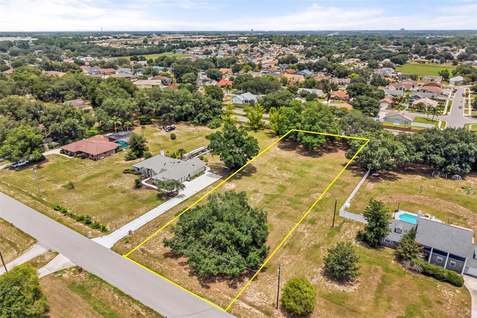 Property Photo:  Albeth Road  FL 32810 