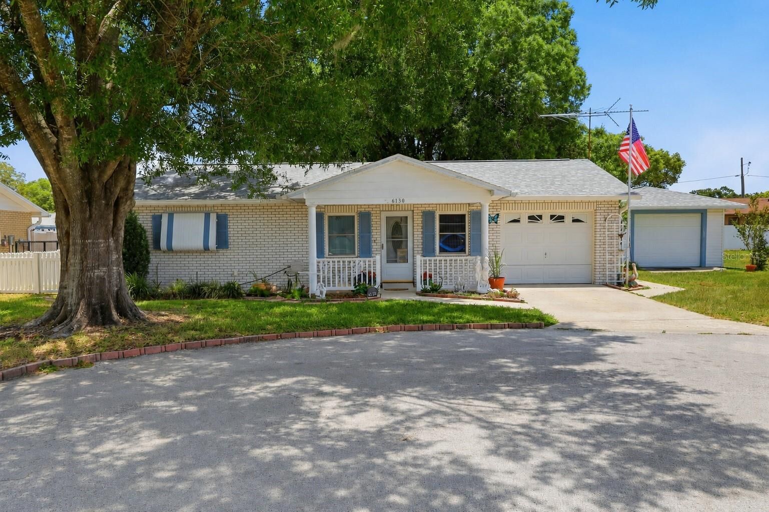 Property Photo: 6130 17th Street FL 33542