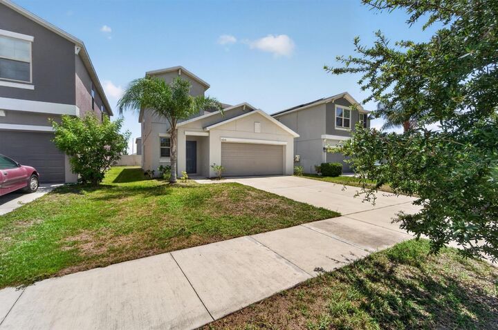 Property Photo:  10210 Boggy Moss Drive  FL 33578 