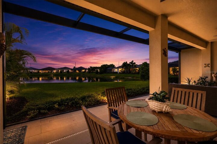 Property Photo: 7712 Sandhill Lake Drive FL 34241